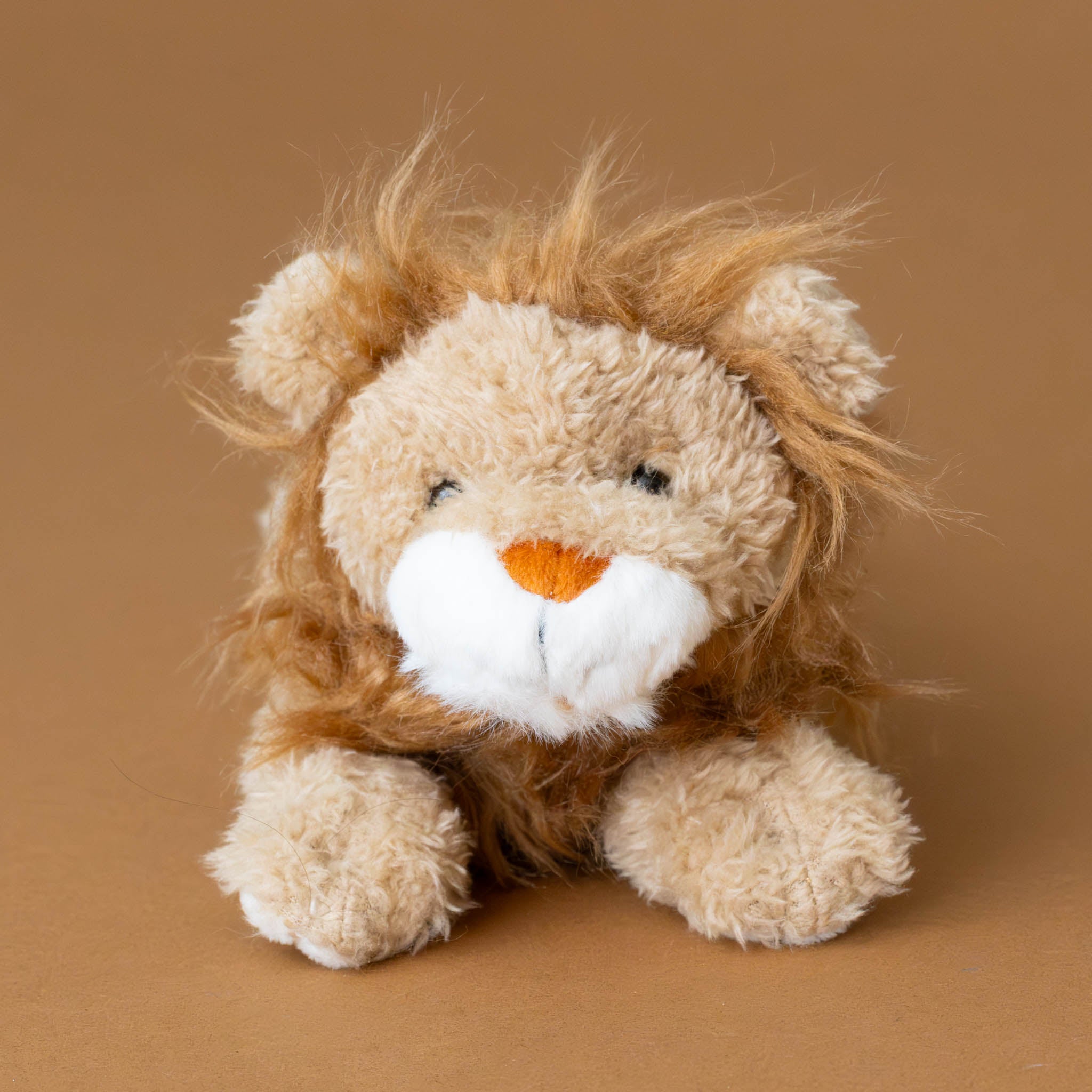 charles-the-lion-small-stuffed-animal-front-with-bushy-mane