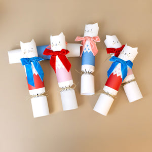 christmas-crackers-velvet-bow-kittens