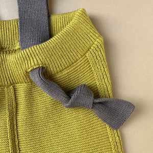 Detail of Cotton Cashmere Leggings | Ochre showing the adjustable strap