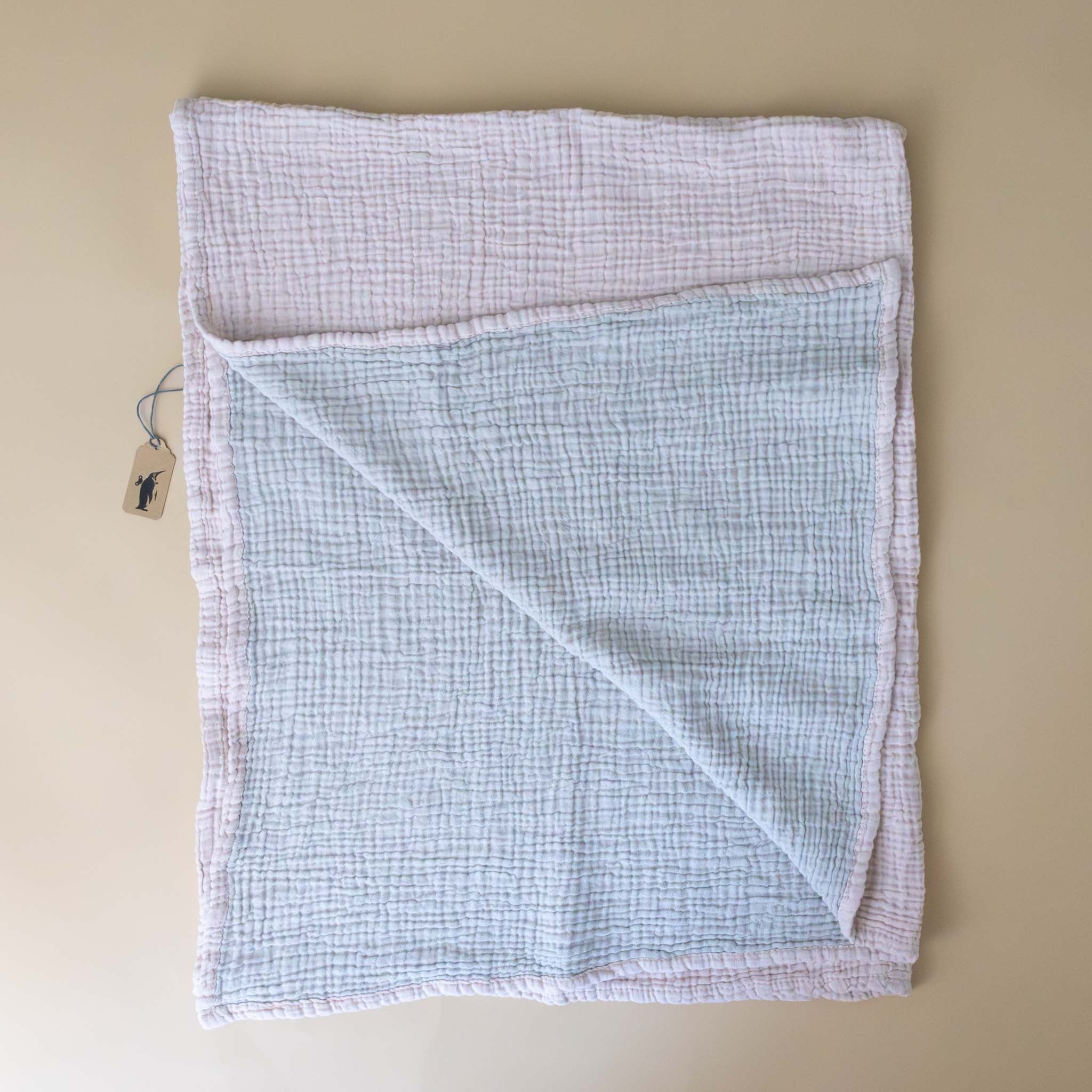 cotton-muslin-baby-blanket-rose