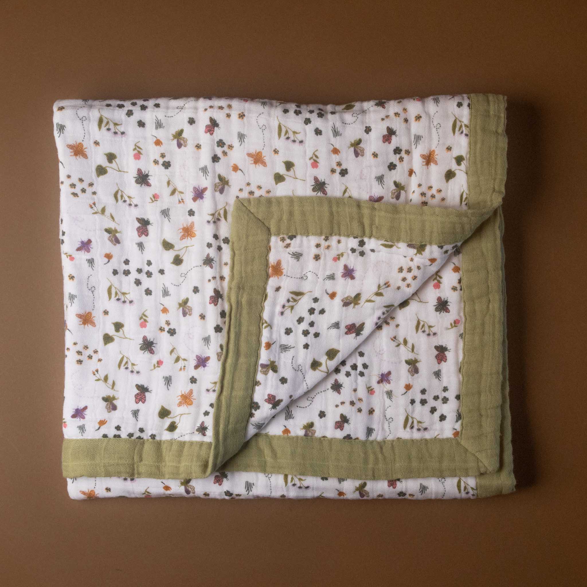 cotton-muslin-blanket-garden-bees