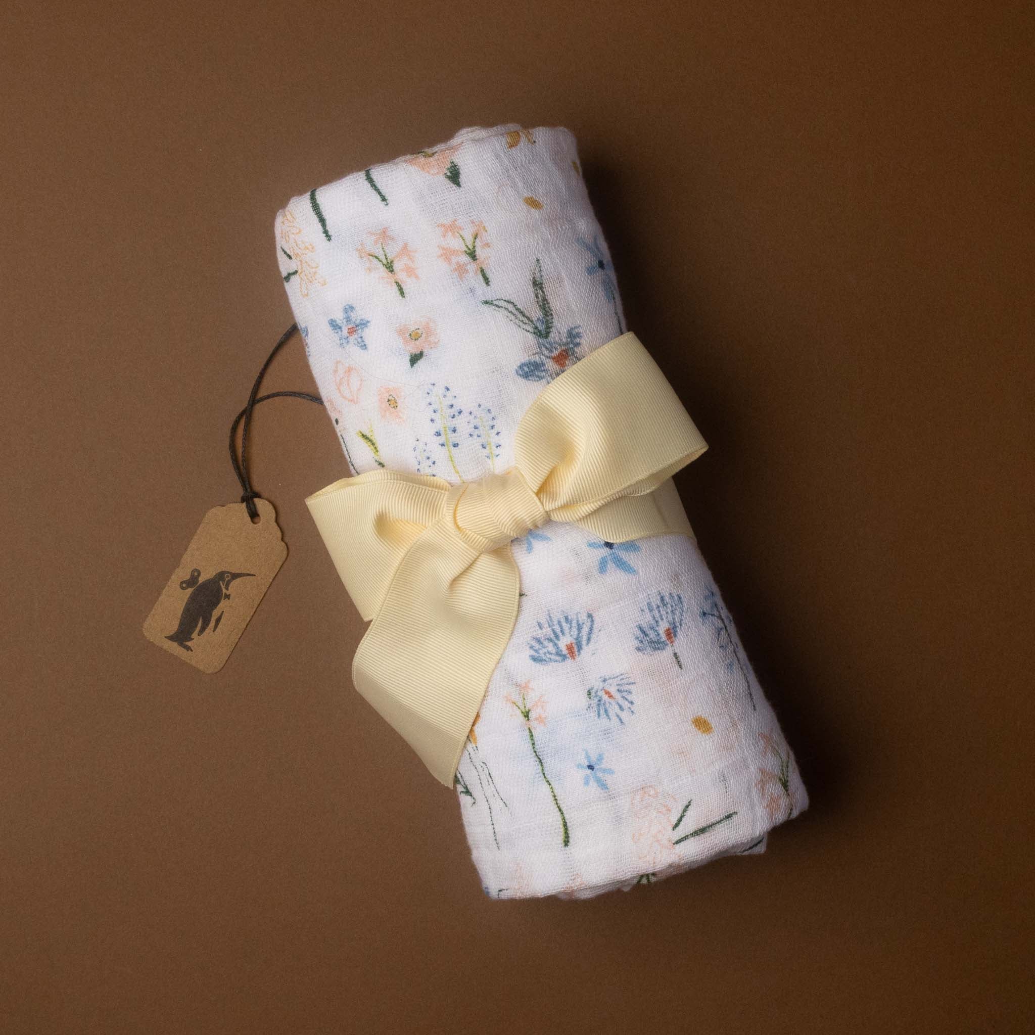 cotton-muslin-swaddle-petals
