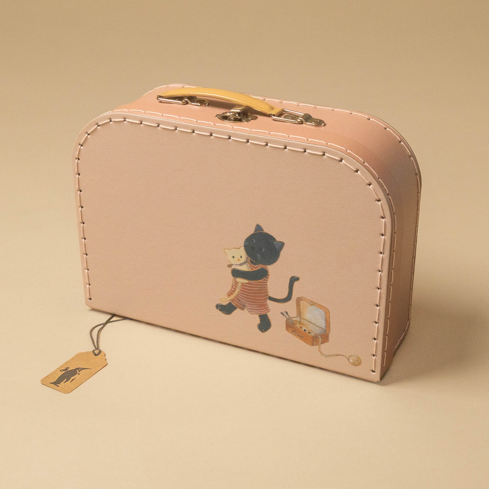 crochet-craft-kit-cat-suitcase
