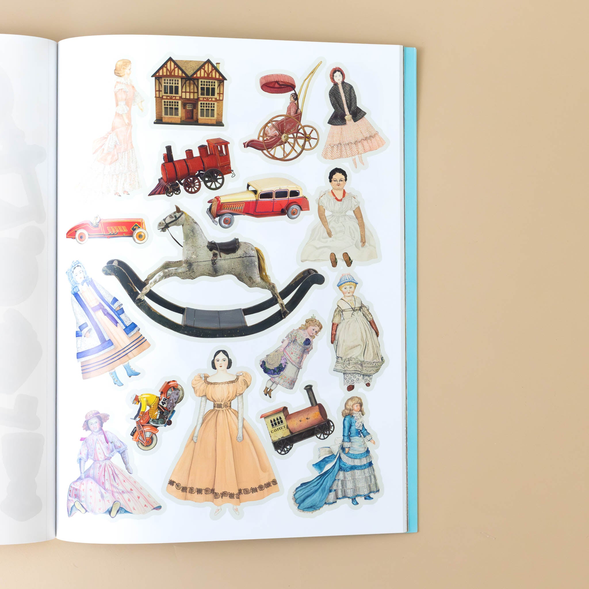 old-fashioned-dolls-and-toys-for-collaging