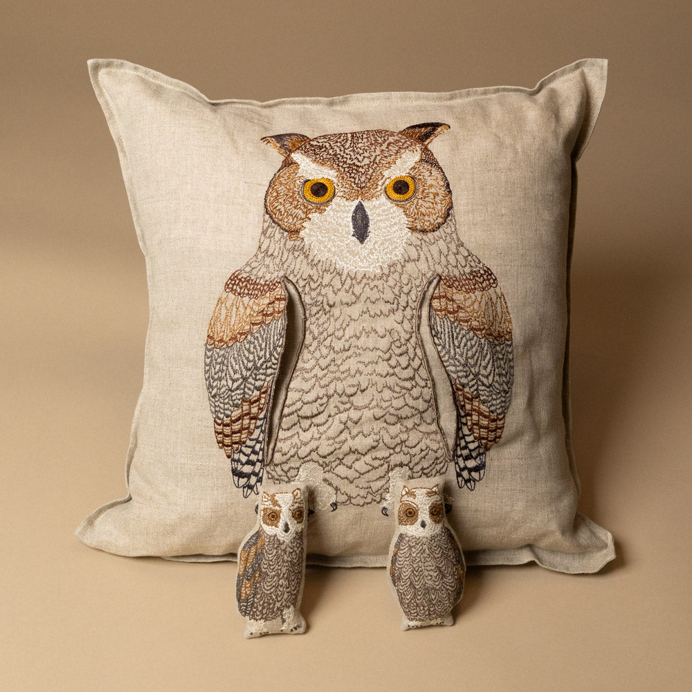 embroidered-pocket-pillow--mama-owl with an owl and 2 owlets design on a beige background