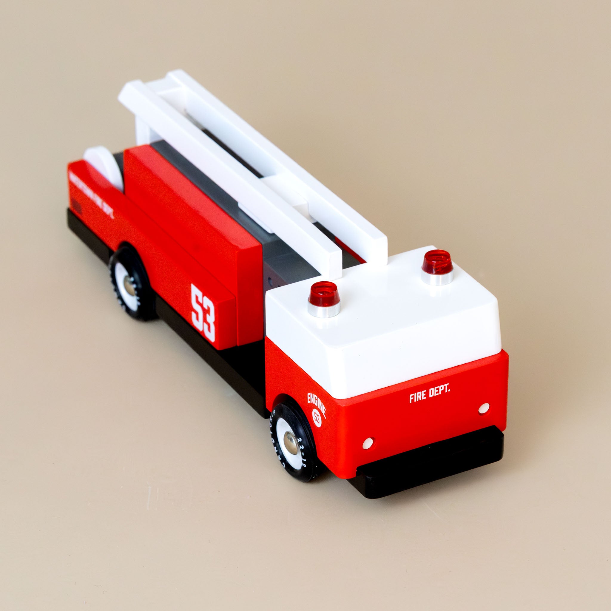 red-engine-53-fire-truck-wooden-vehicle-with-ladder