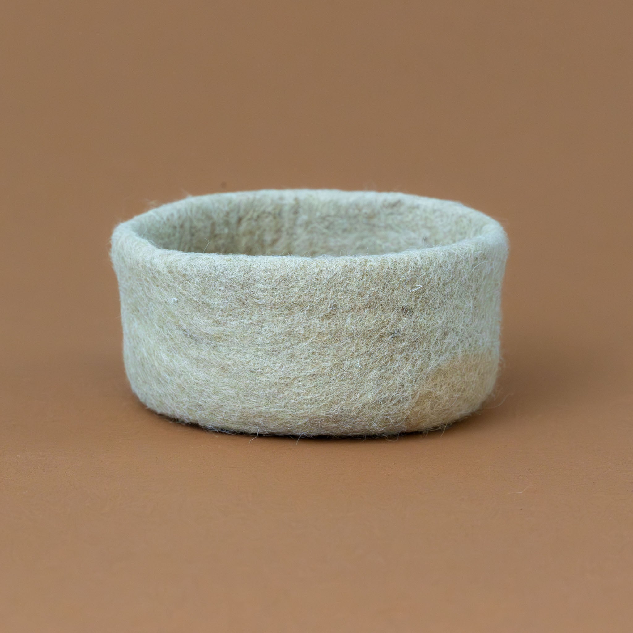 felt-dish-honey-small