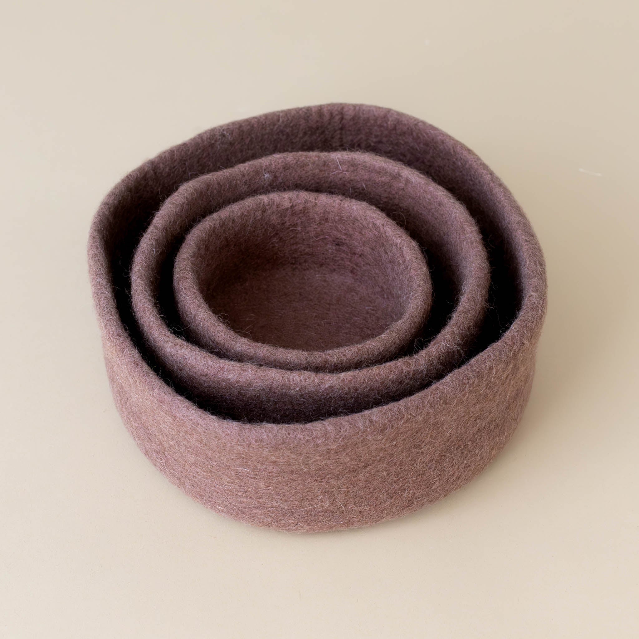 felt-dish-mauve-large-medium-small-nested