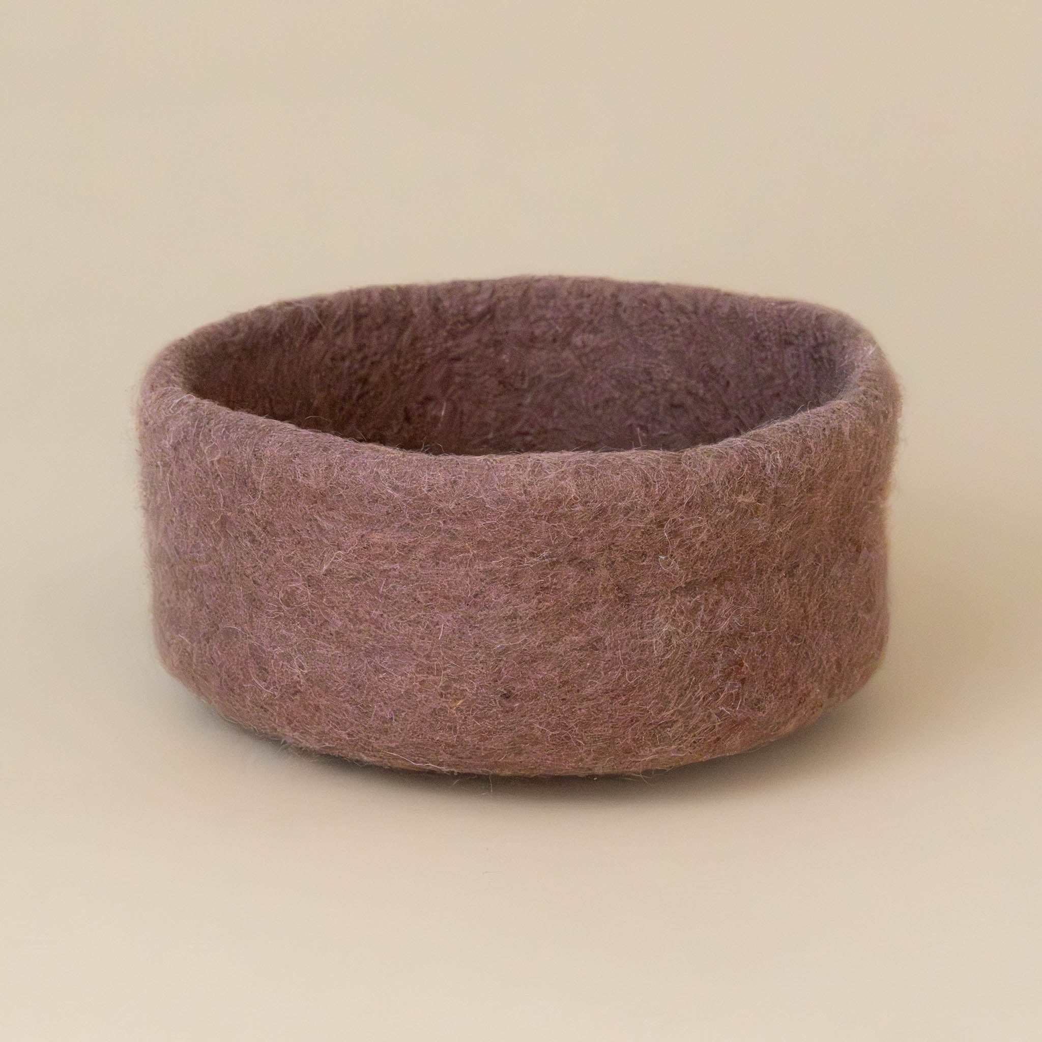 felt-dish-mauve-medium