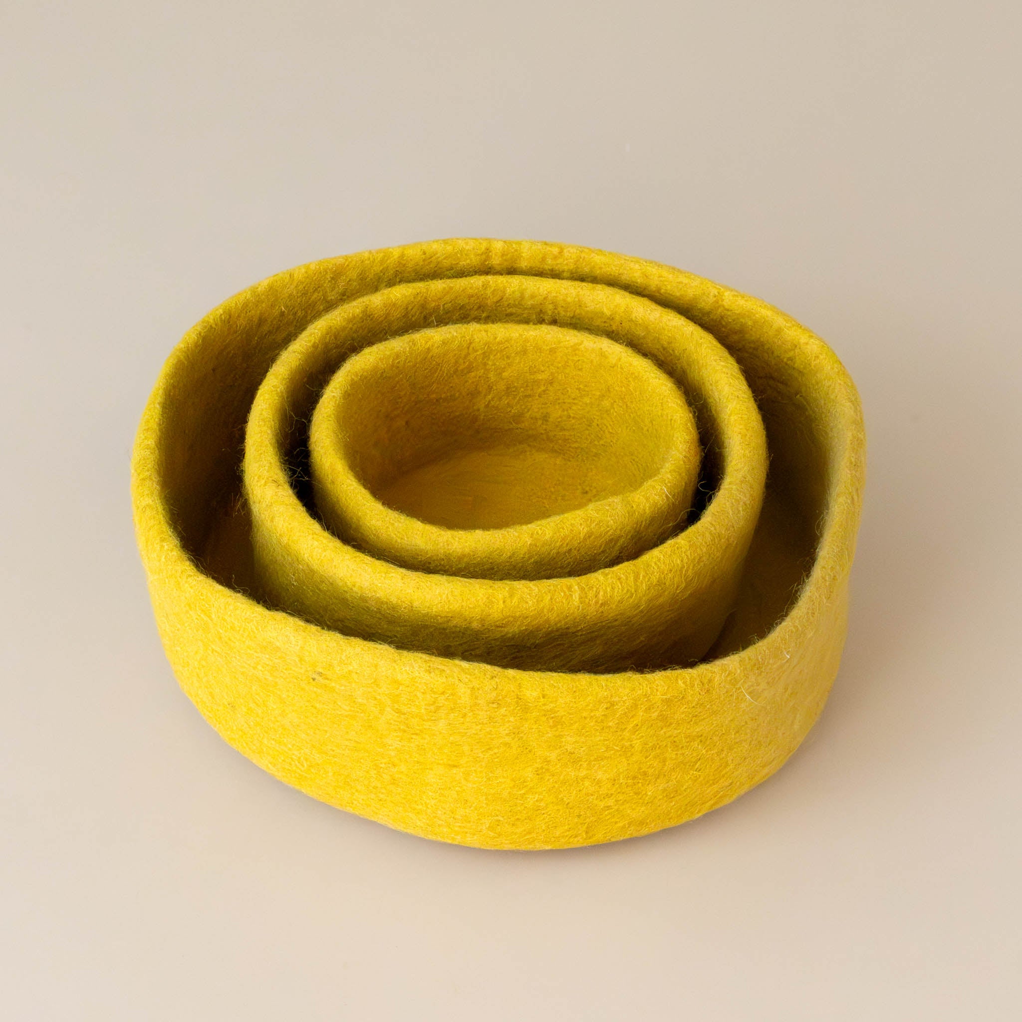 felt-dish-ochre-large-medium-small-nested