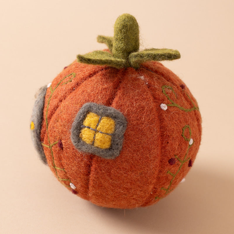 felt-embroidered-pumpkin-house-orange