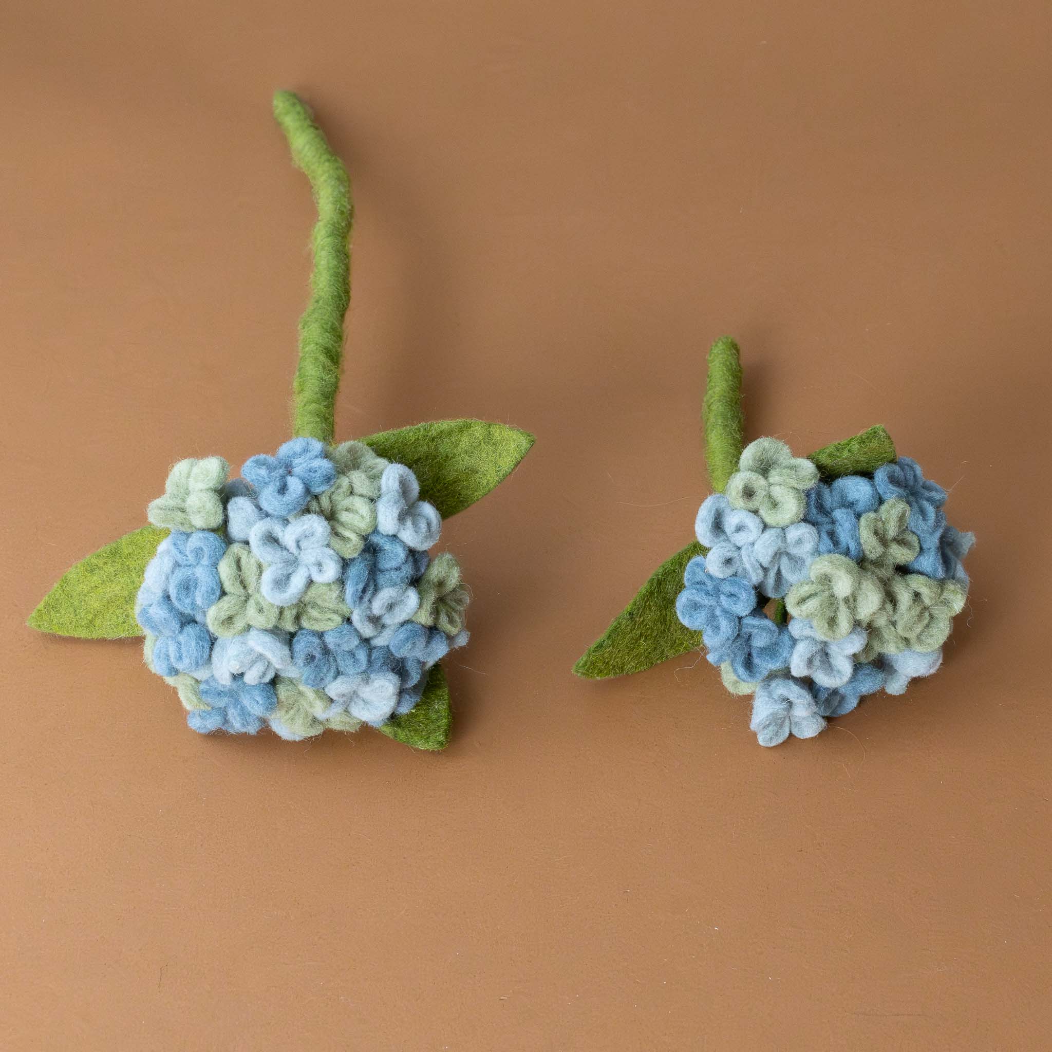 felt-hydrangea-stem-heirloom-blue-short-and-long-stem