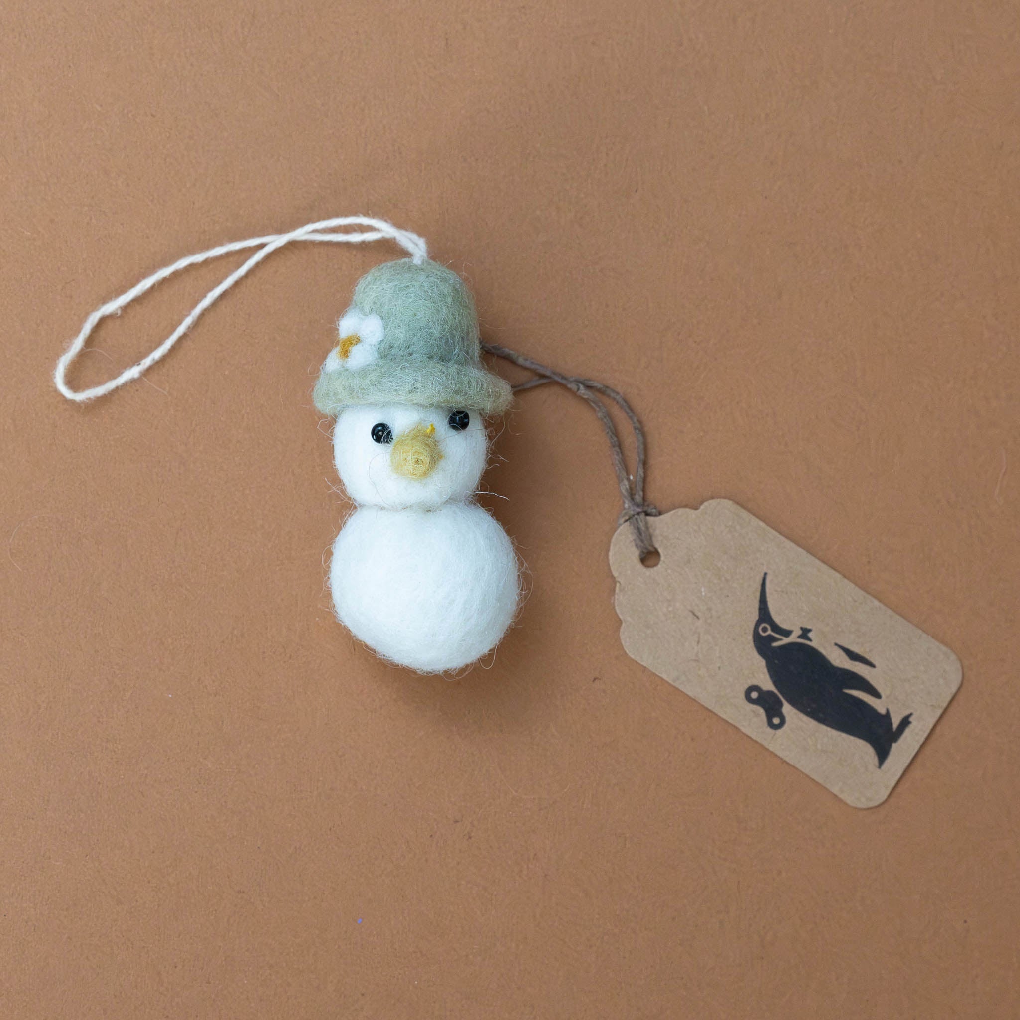 felted-chickie-ornament-with-garden-hat-white