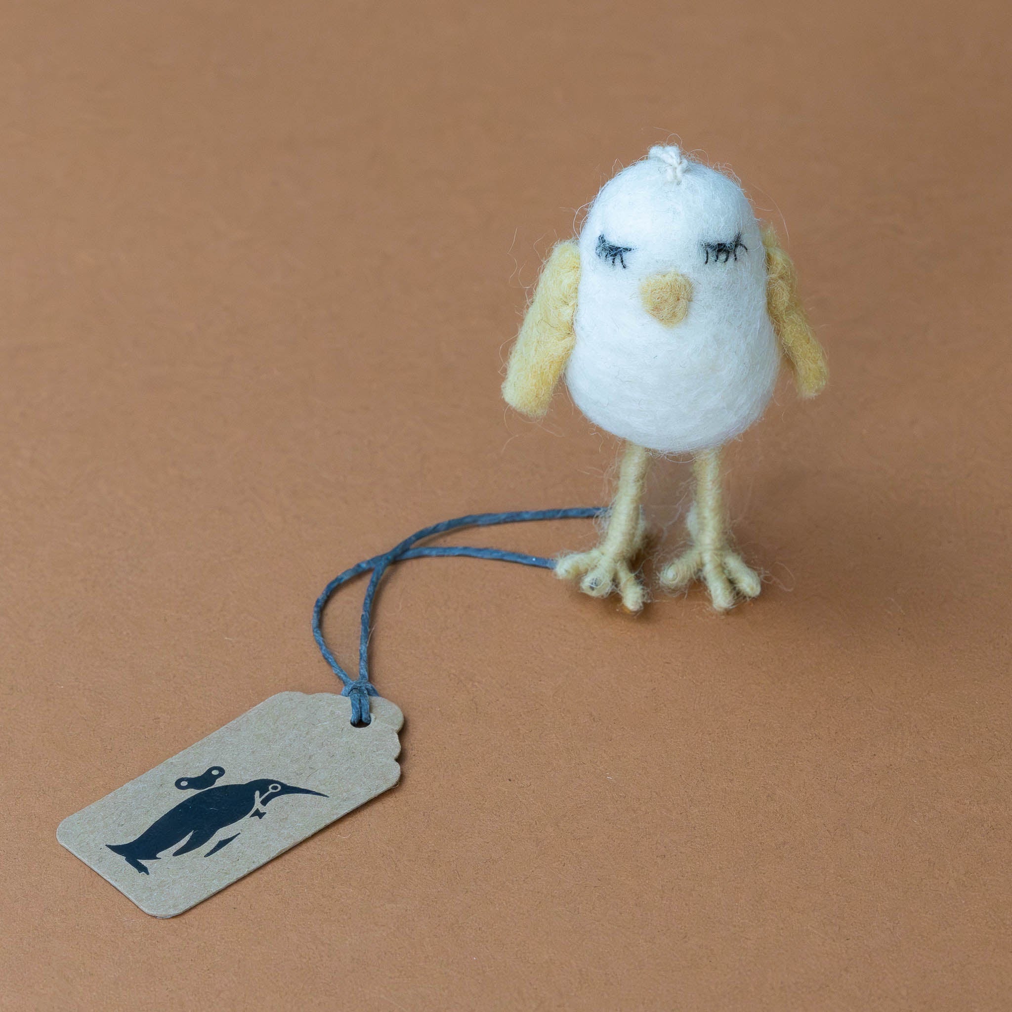 felted-dreamy-chicken-ornament-white