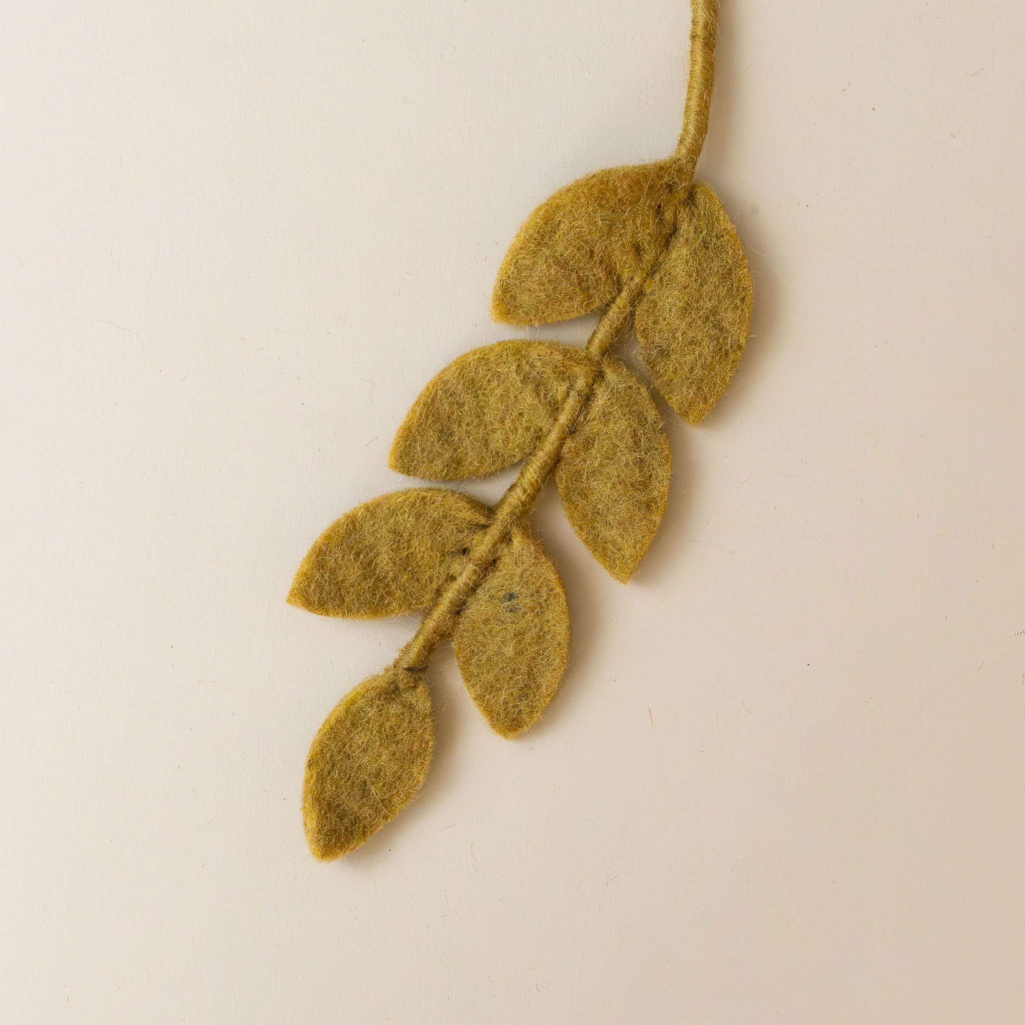 felted-flat-leaf-stem-bronze