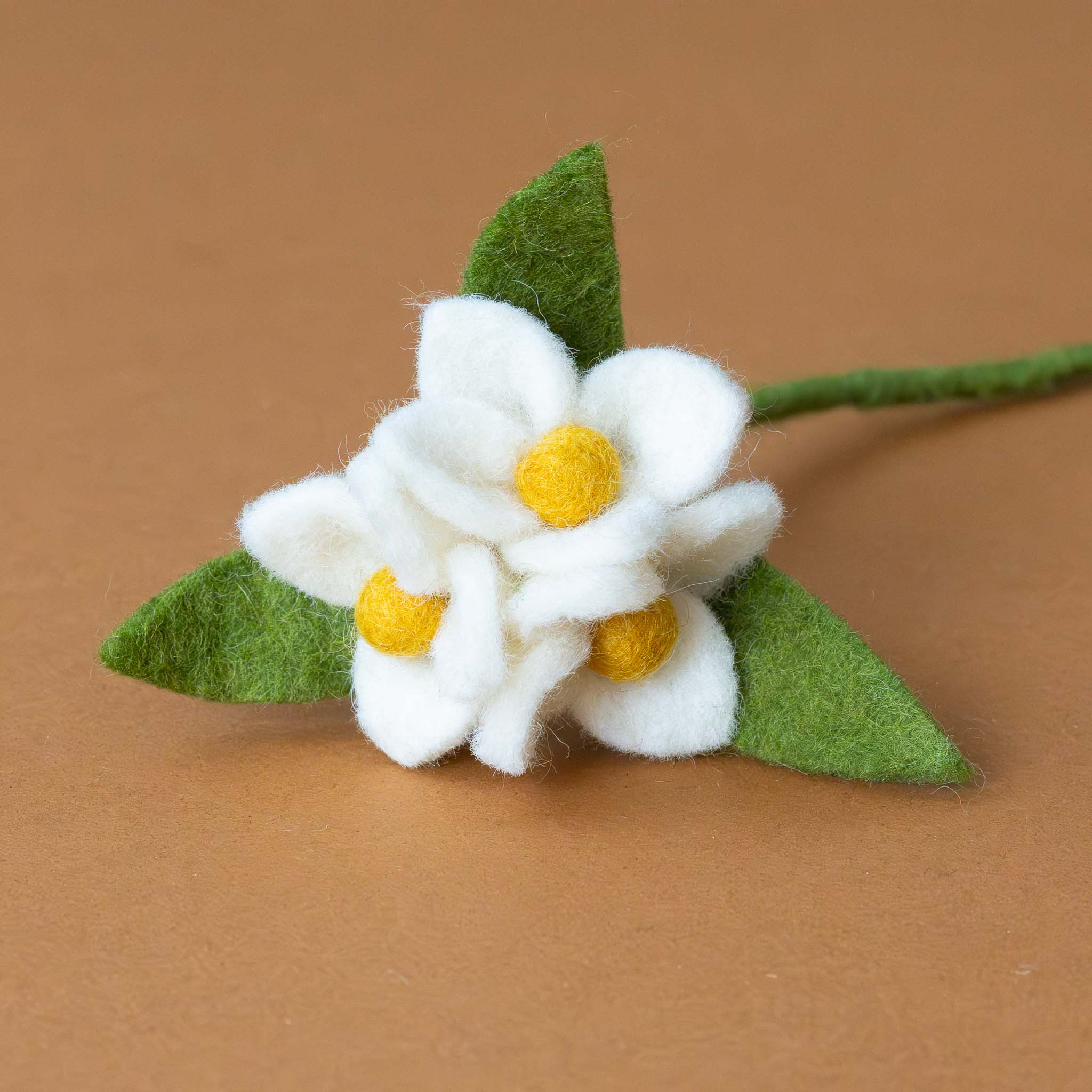 felted-flower-stem-whit