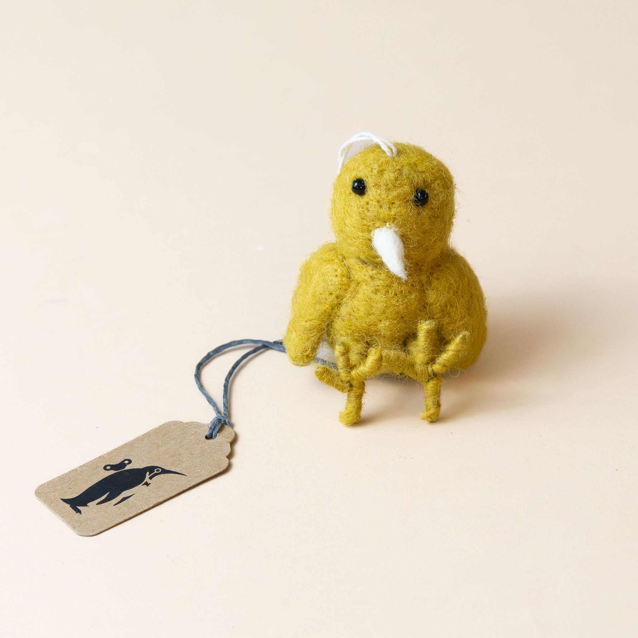 felted-sitting-yellow-chickie-ornament