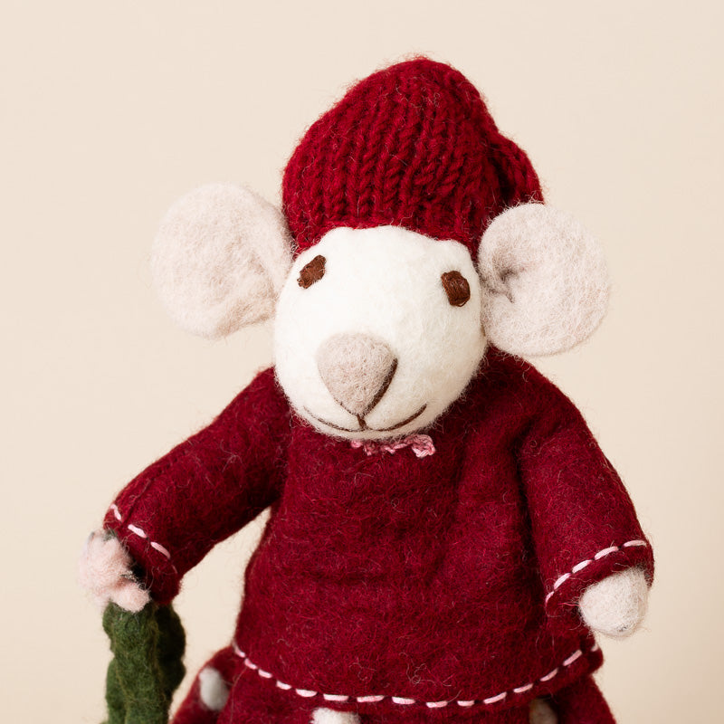 felted-white-mouse-red-spot-dress-with-mistletoe