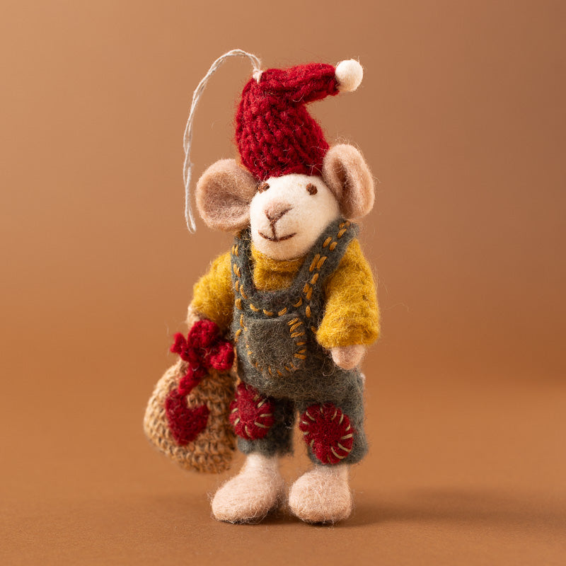 felted-white-mouse-ornament--green-overalls-with-gift-bag