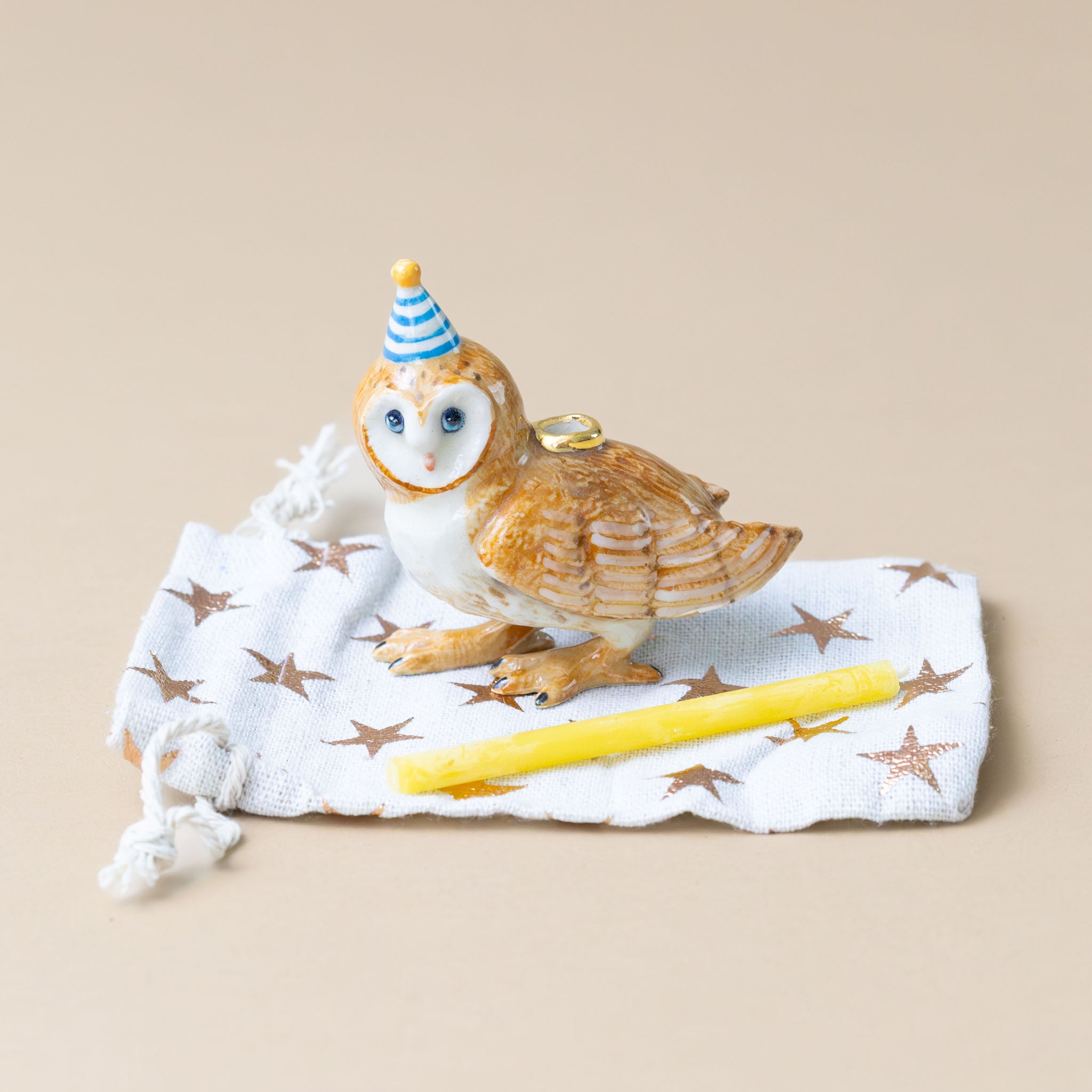 heirloom-porcelain-cake-topper-barn-owl-with-candle-and-bag