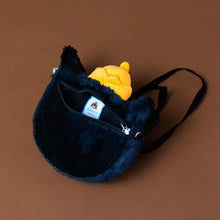 Load image into Gallery viewer, jellycat-bag-location-of-zipper-pocket-on-the-back-of-bag