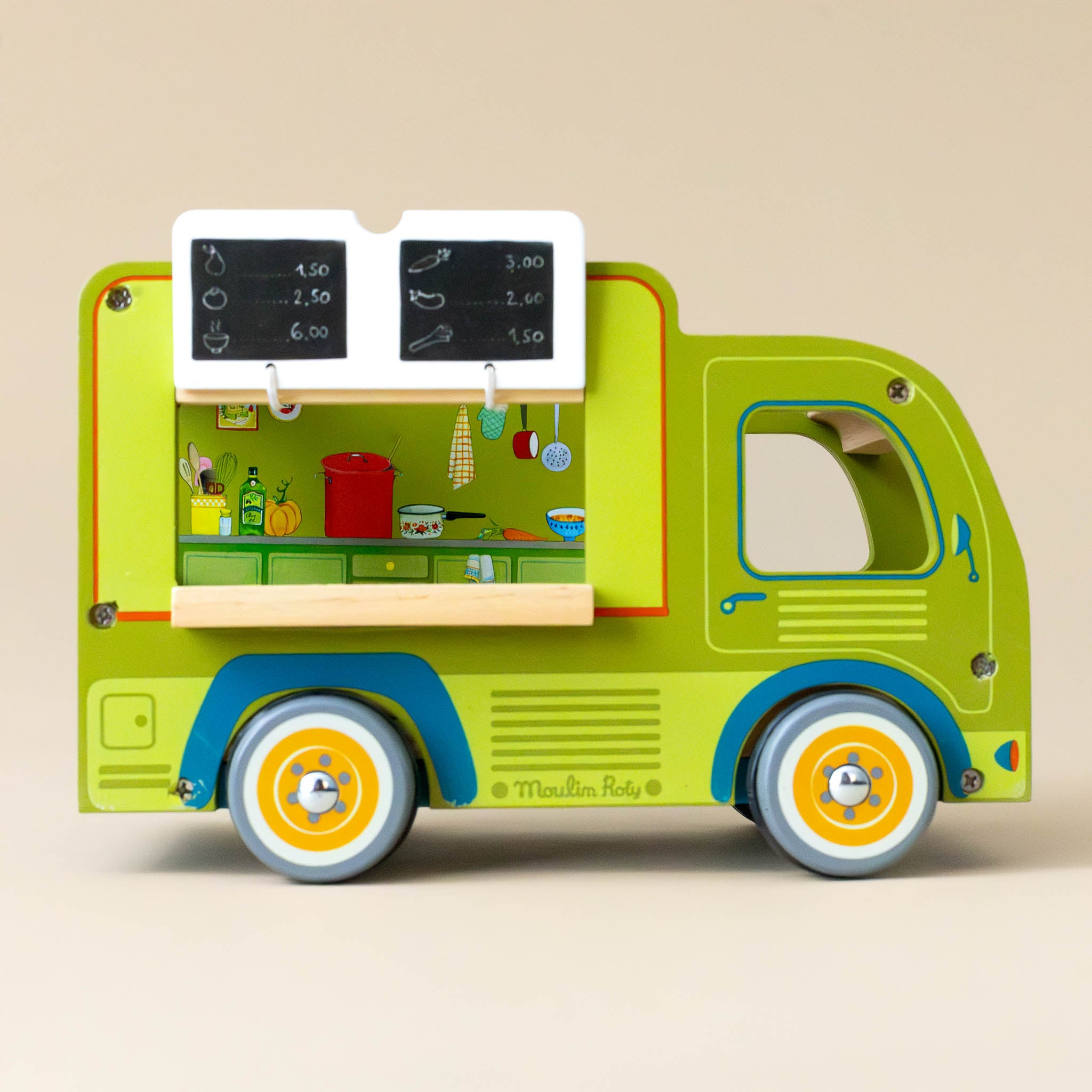 green-la-grande-famille-wooden-food-truck-play-set-with-chalkboards-and-food-containers