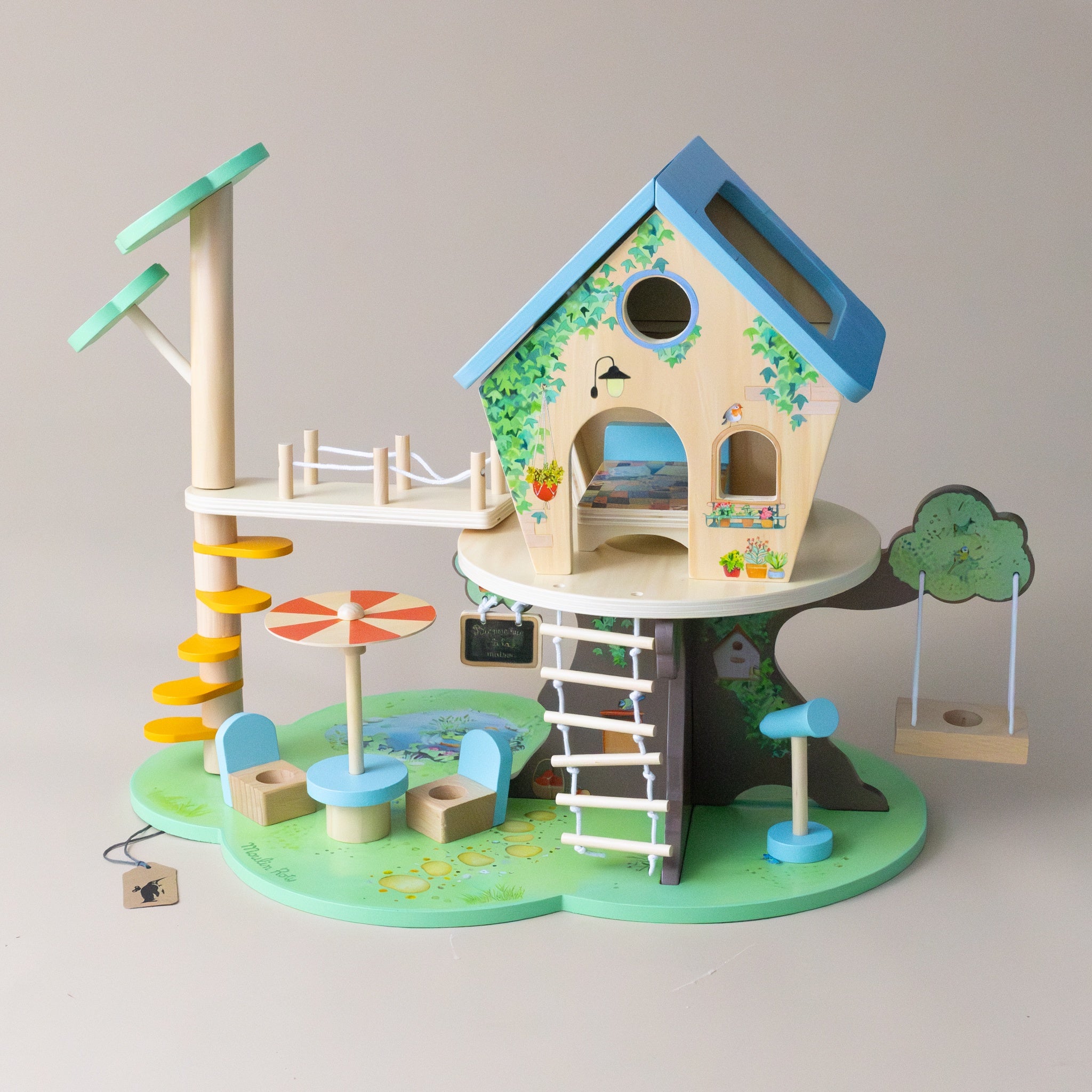 la-grande-famille-wooden-house-play-set