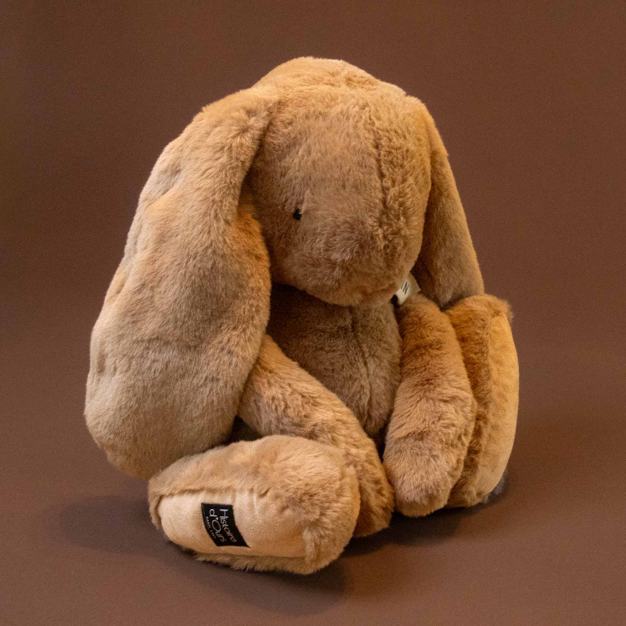 lapin-bunny-hazelnut-grand- stuffed-animal