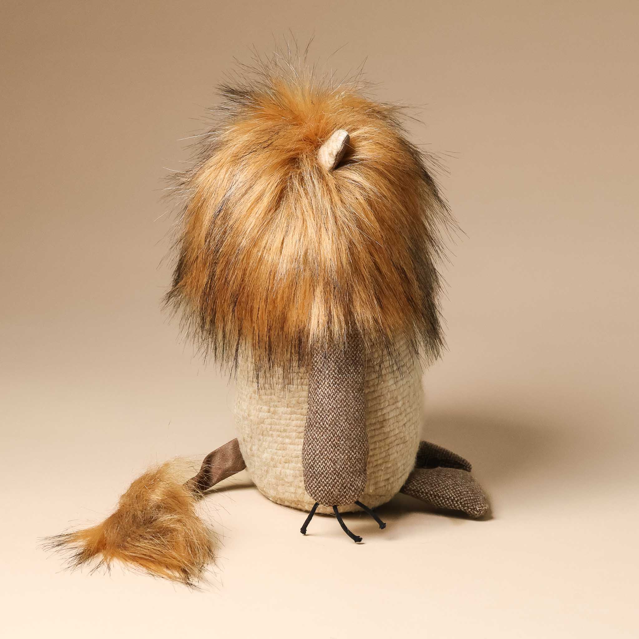 legend-leo-lion Stuffed lion toy -Back