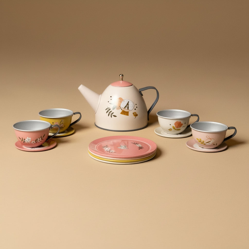 les-amis-parisienne-tea-set-with -4-cups-4-saucers-4-plates-one-tea-pot-one-tray