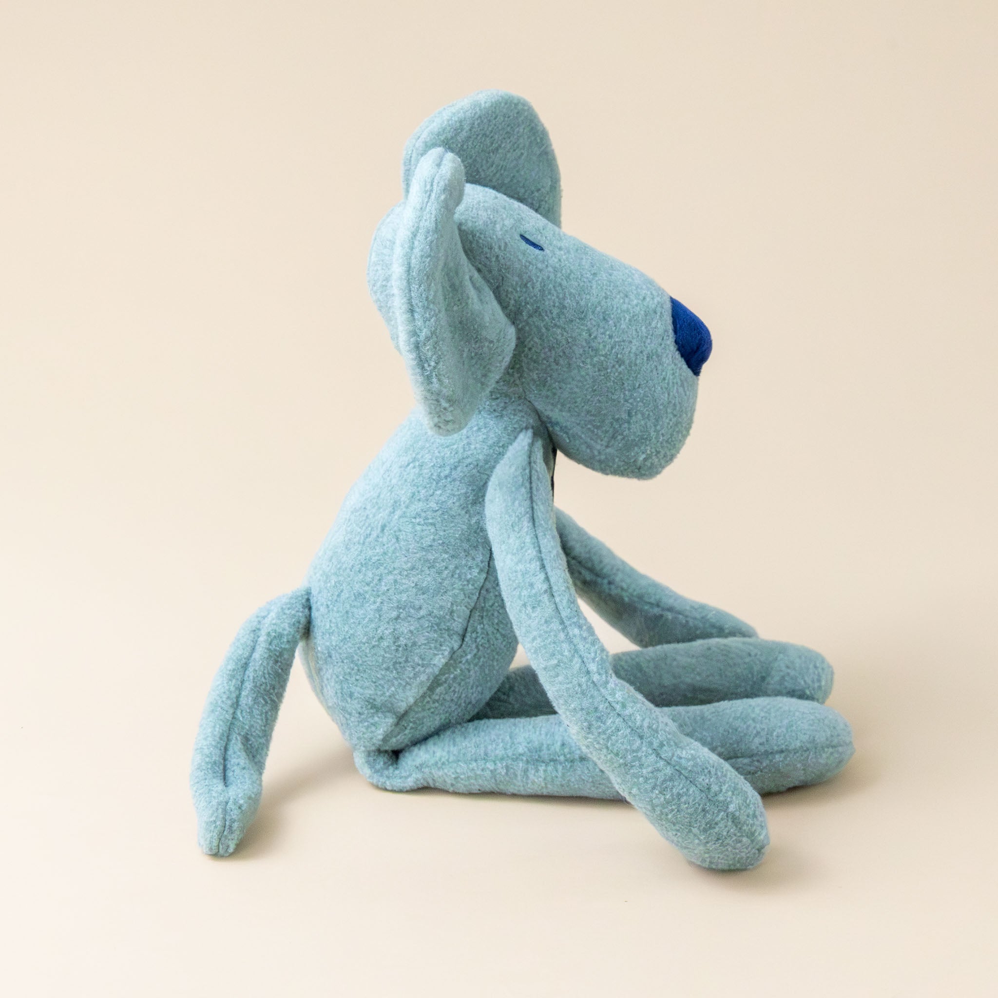 les-pop-grigrine-mouse-sage-petite-side-and-tail