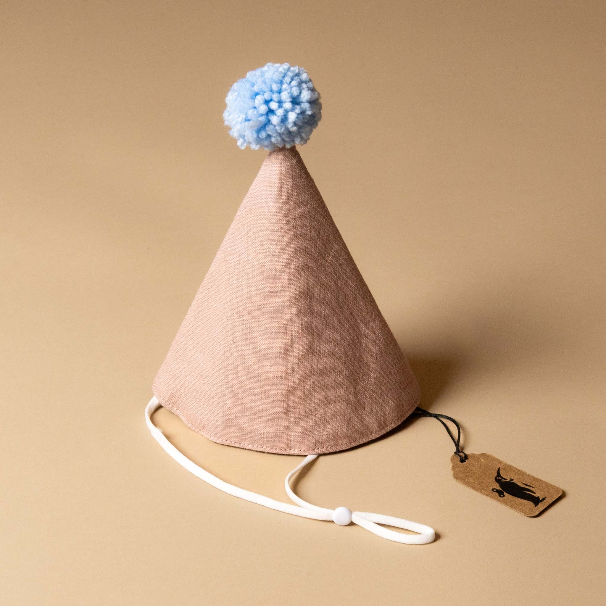 linen-party-hat-blush