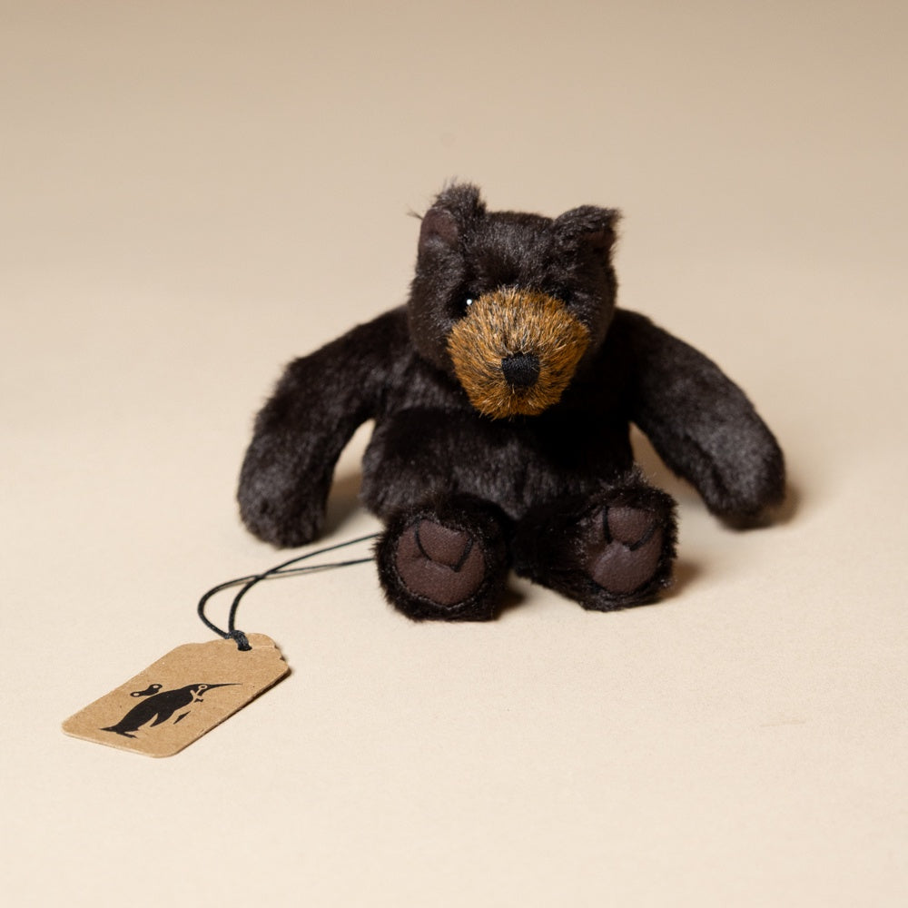 little-brown-bear-finger-puppet-sitting