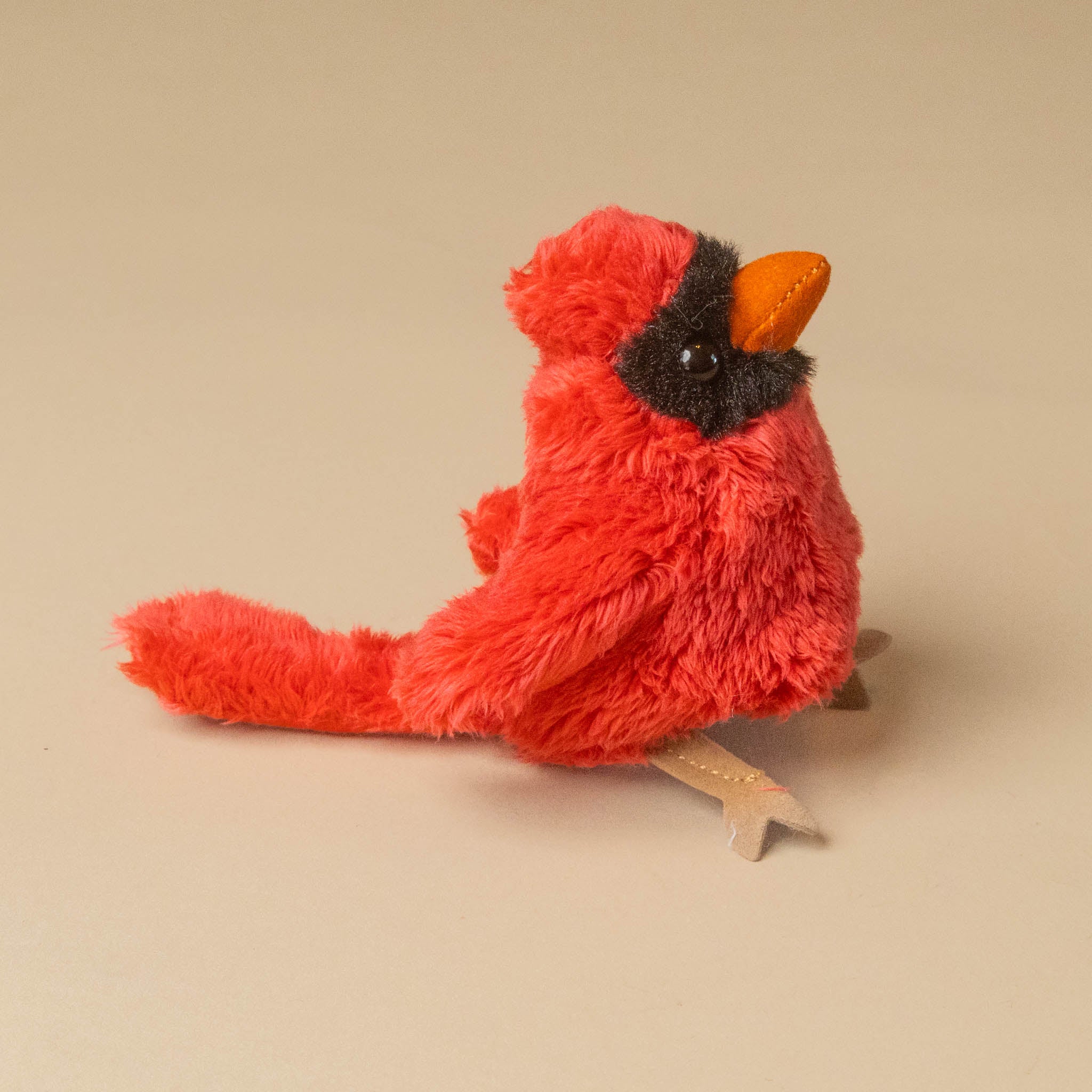 little-cardinal-finger-puppet