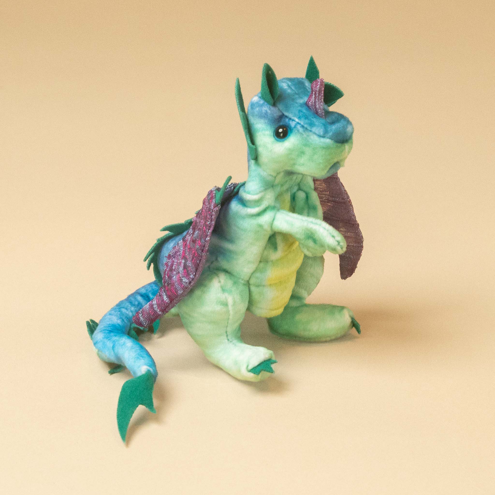 little-dragon-finger-puppet