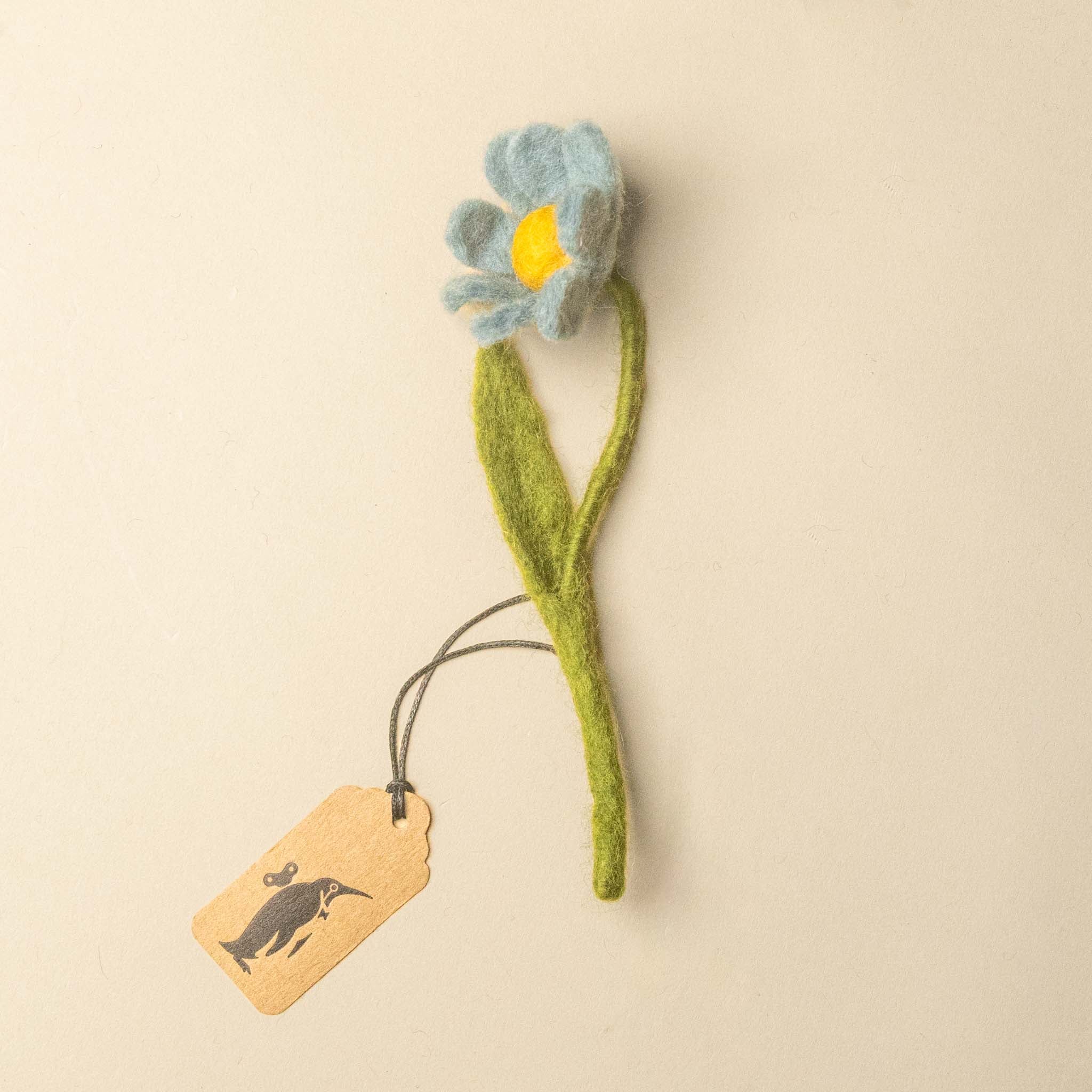little-felt-anemone-with-leaf-sea-blue