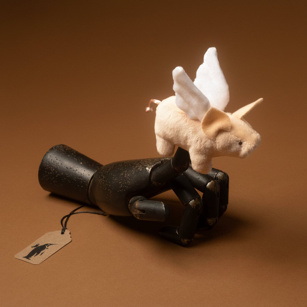 little-flying-piglet-finger-puppet