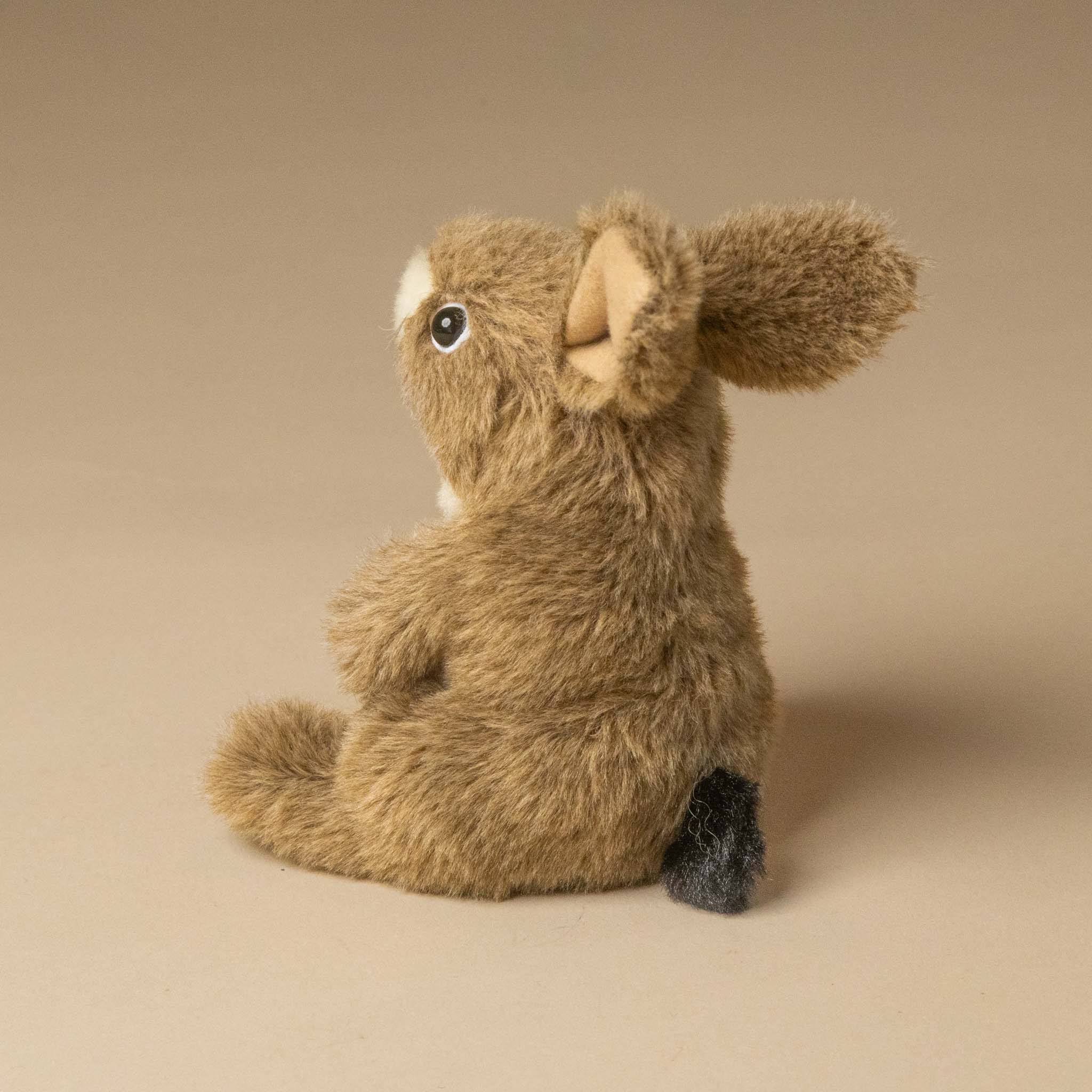 little-jack-rabbit-finger-puppet