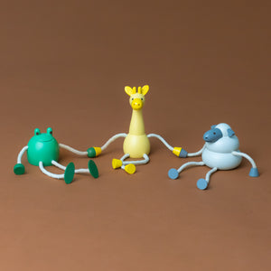 little-palimal-friend-green-frog-yellow-giraffe-gray-sheep