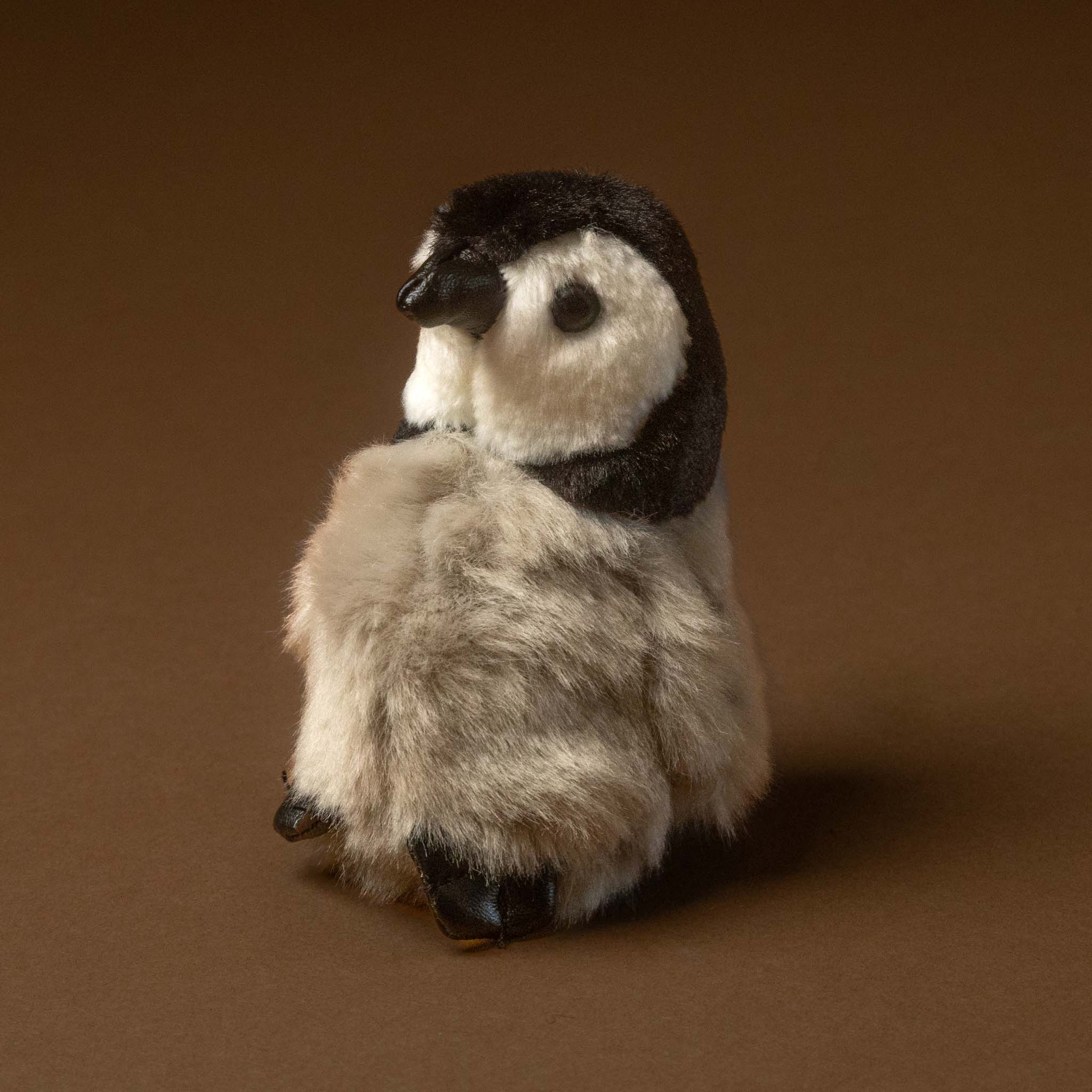 little-penguin-chick-finger-puppet