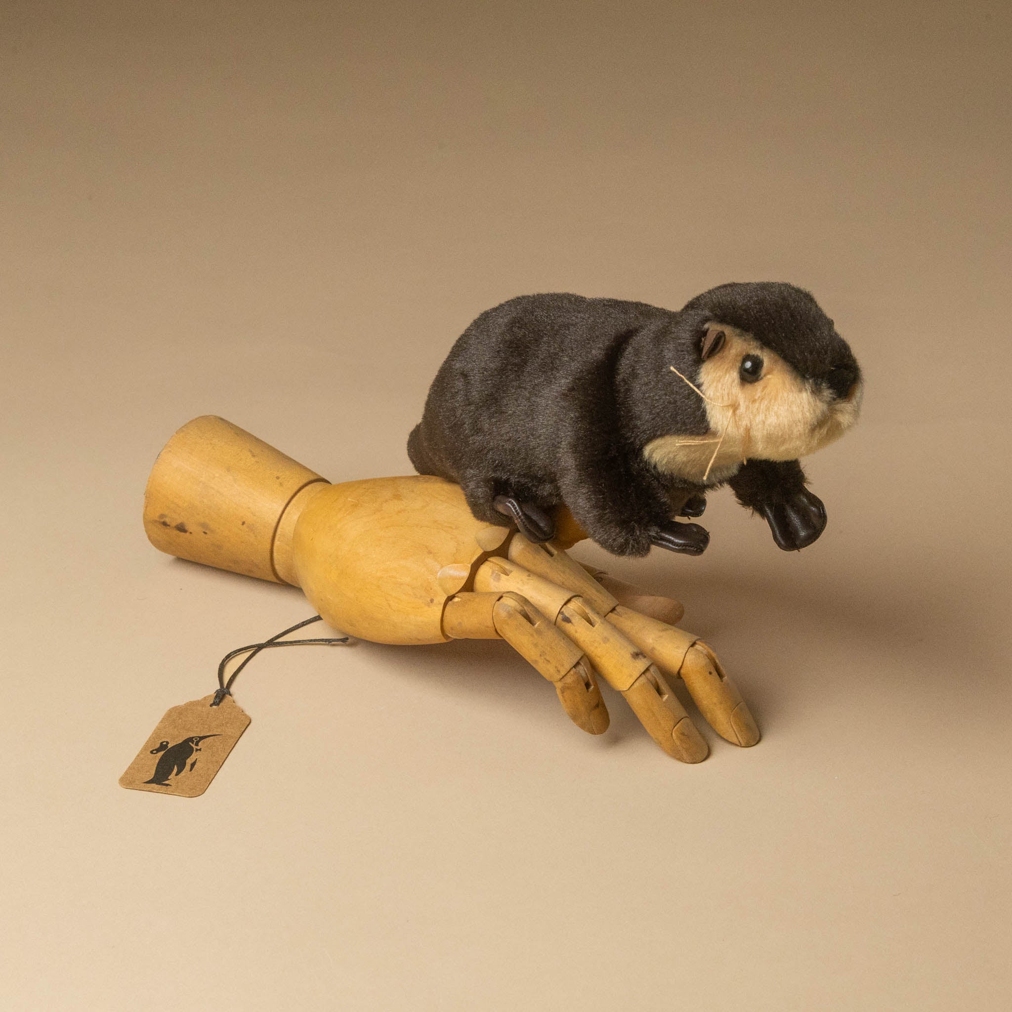 little-river-otter-finger-puppet