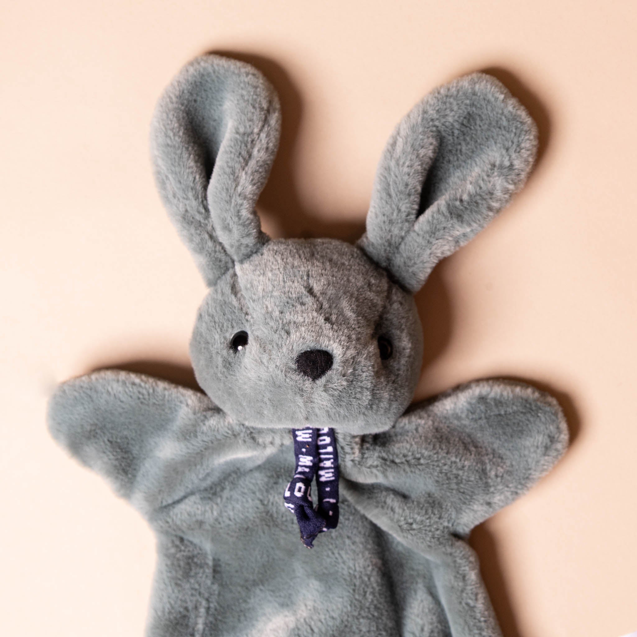 loulou-bunny-hand-puppet-face