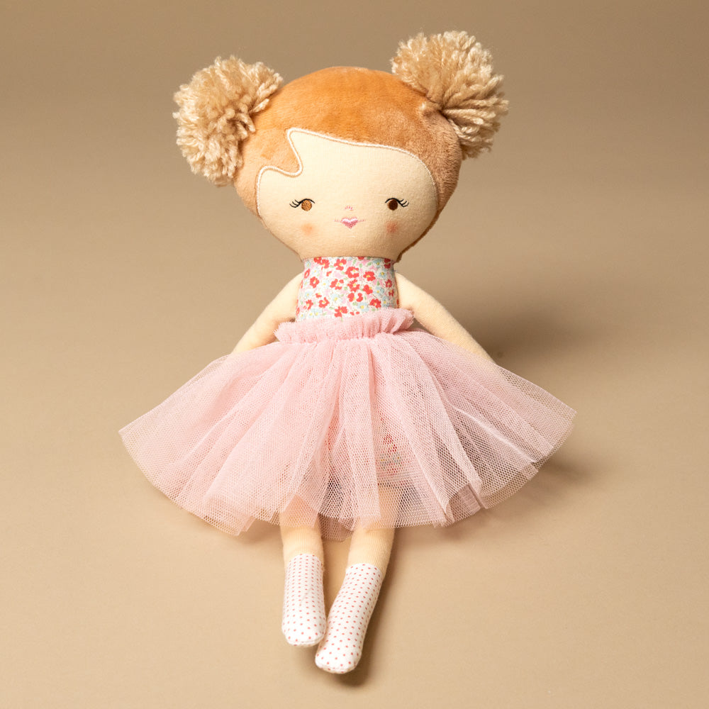 madison-ballet-doll-french-garden-sitting