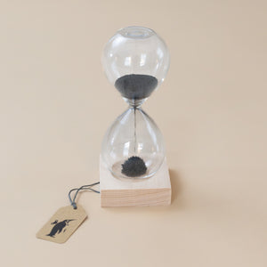 magnetic-hour-glass-with-wooden-base