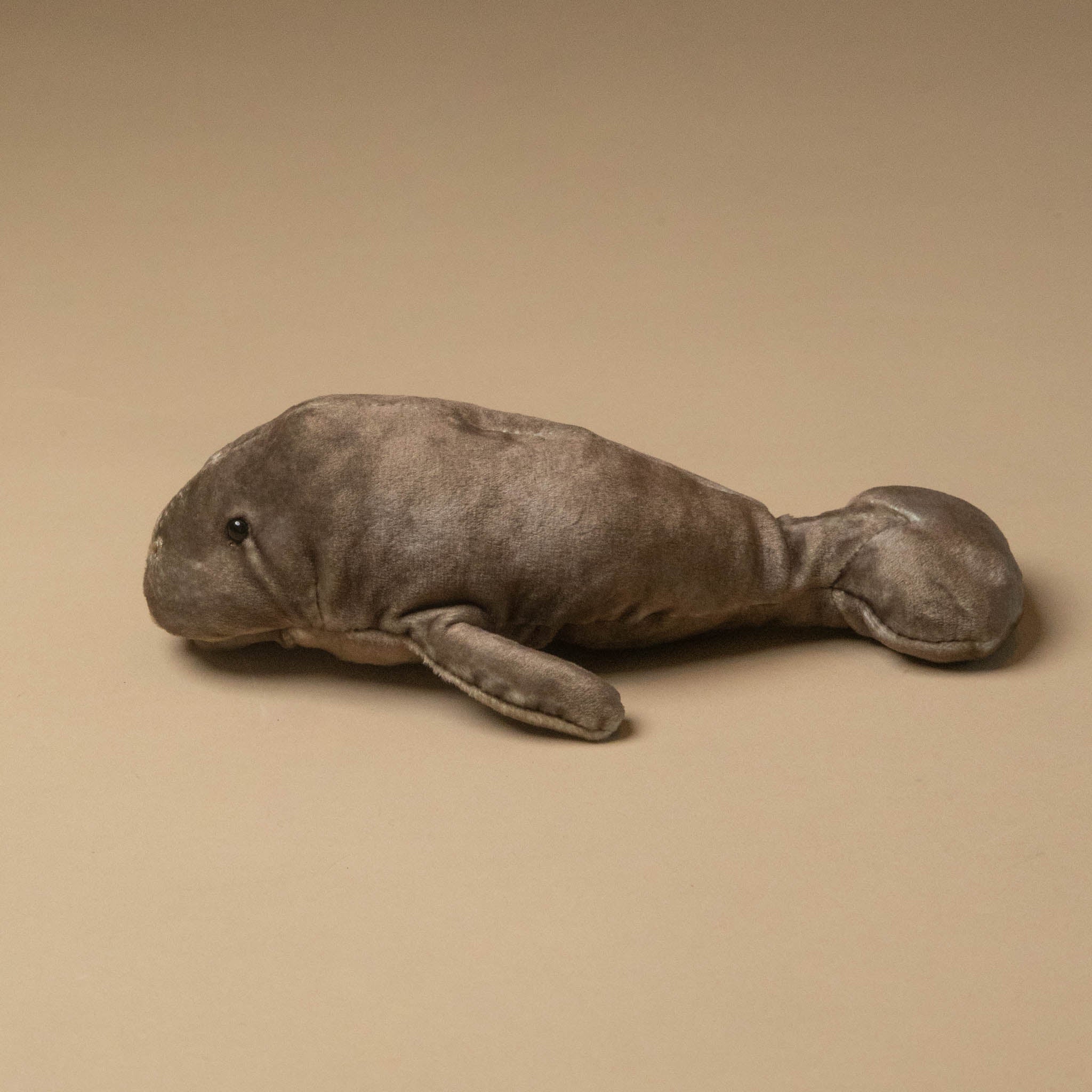 mighty-manatee-finger-puppet