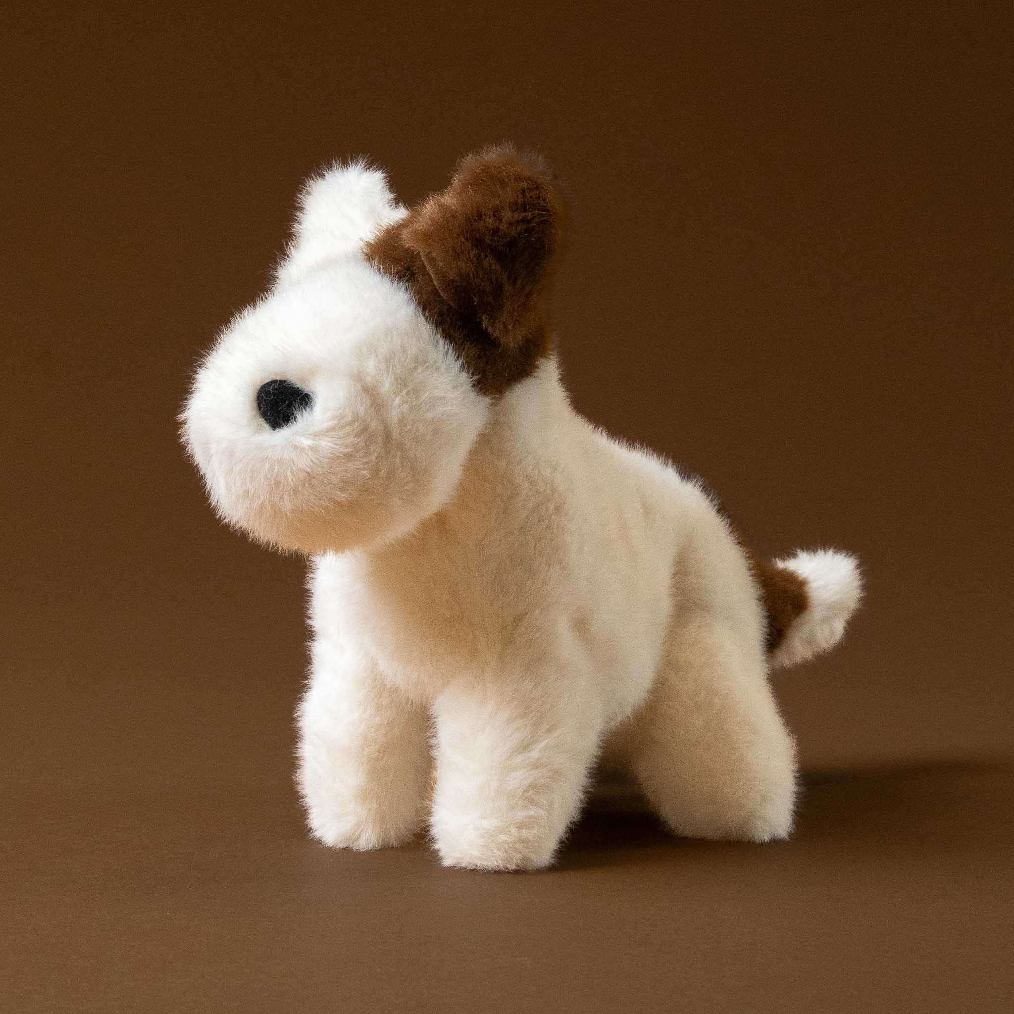 muzzle-tammy-pup-small-white-brown-stuffed-animal
