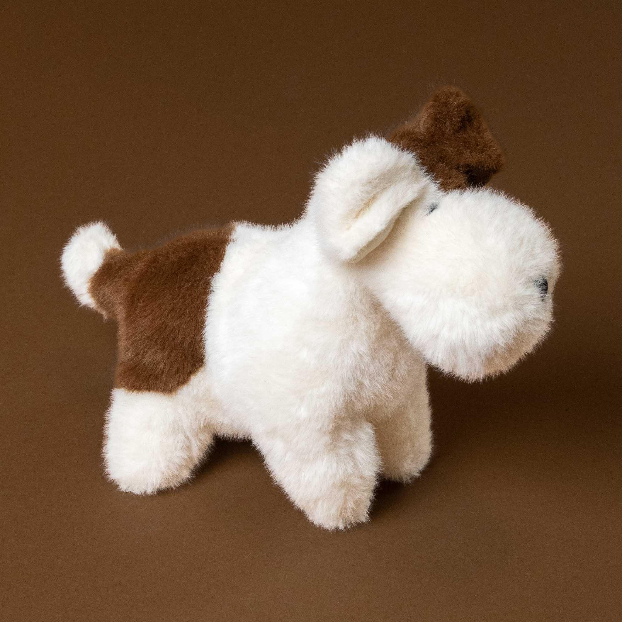 muzzle-tammy-pup-small-white-and-brown-stuffed-animal
