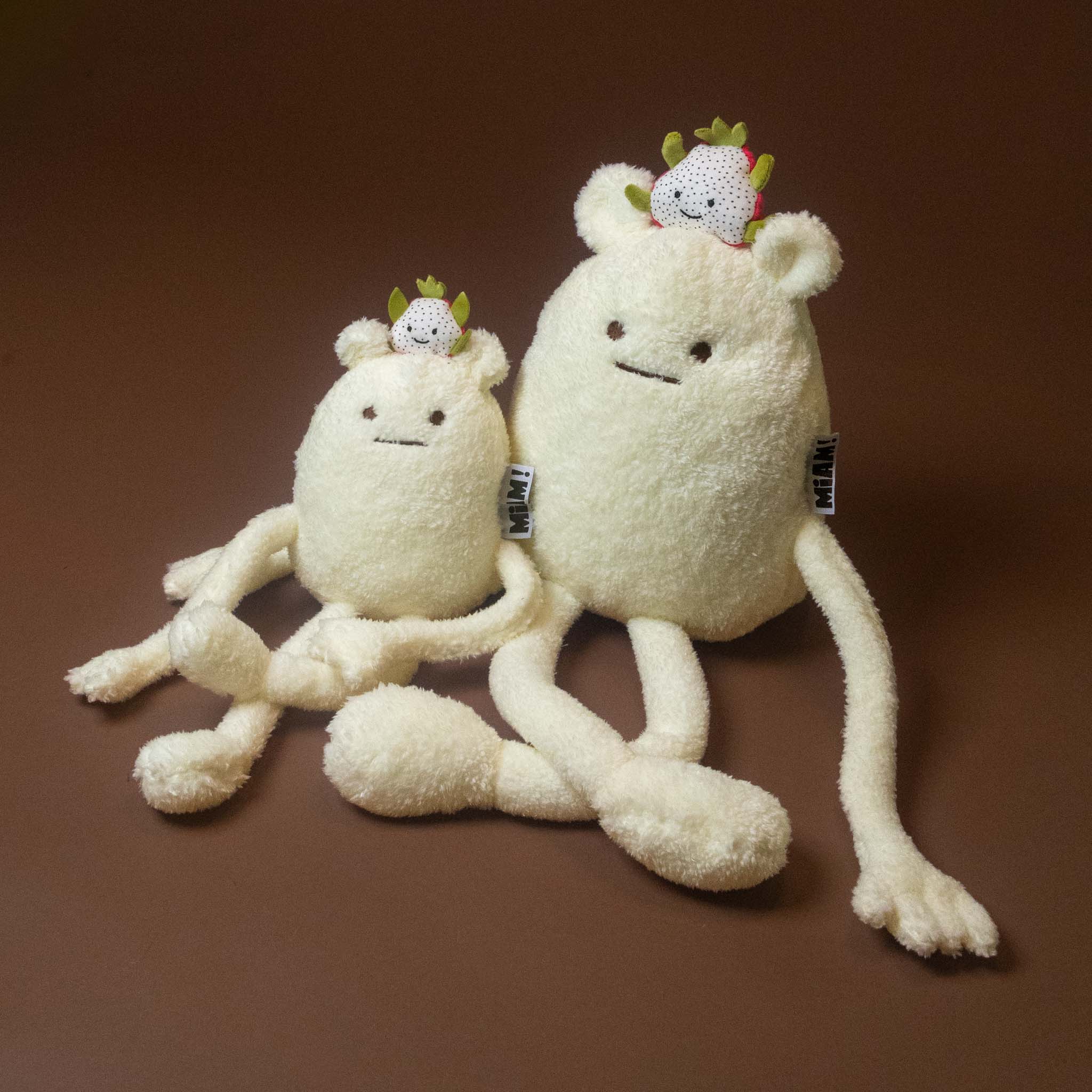 no-name-dragonfruit-grand petit white stuffed animal
