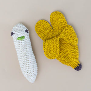 organic-cotton-crocheted-yellow-banana-rattle-that-removes-from-the-peel
