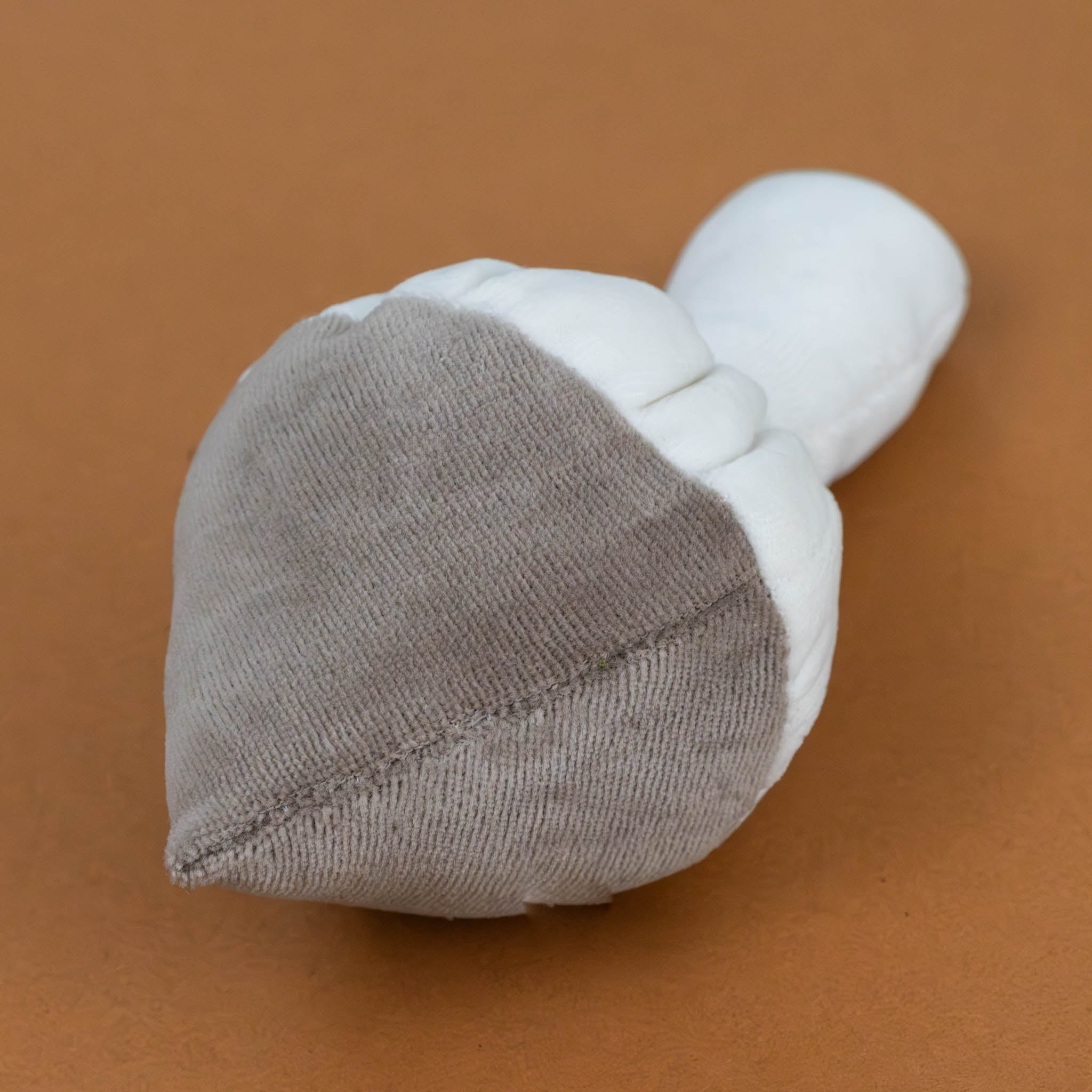 organic-cotton-mushroom-rattle-stone-and-whit